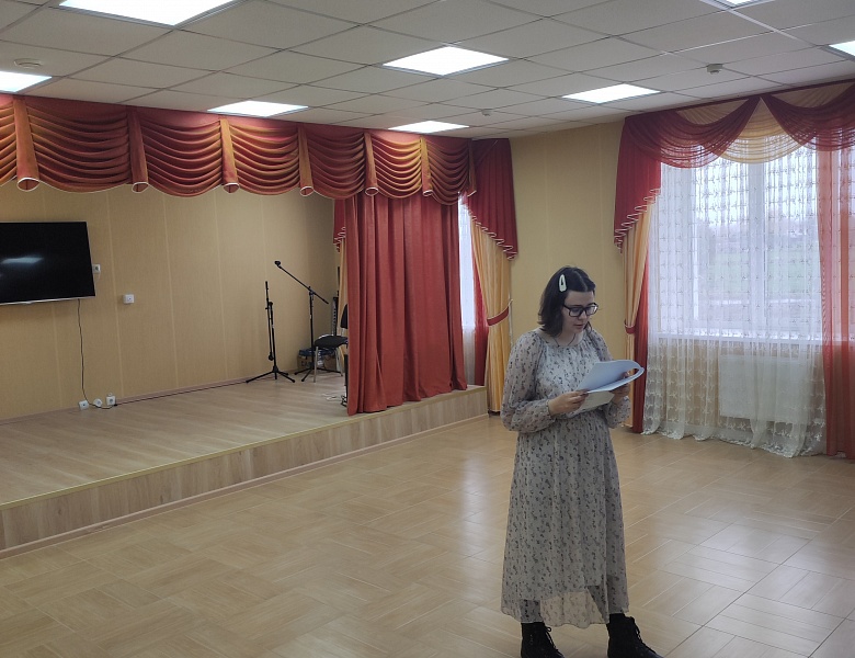 Сборник стихов «Быть со светом» юной поэтессы Марии Ждановой